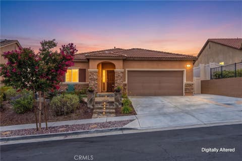 Photo of 240 Country Club DR, Calimesa, CA 92320 (MLS # DW26167827)