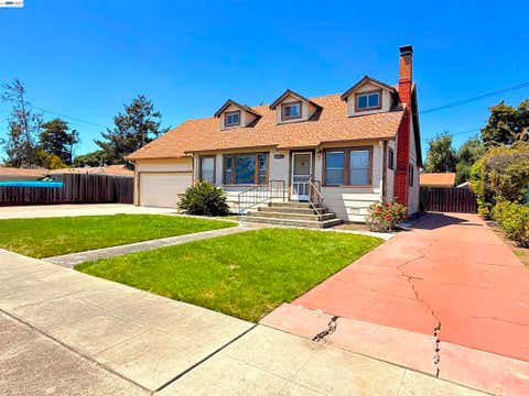 Photo of 2241 W Avenue 135Th, San Leandro, CA 94577 (MLS # 41143876)