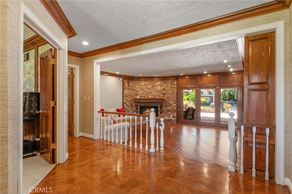 3249 N Rancho La Carlota