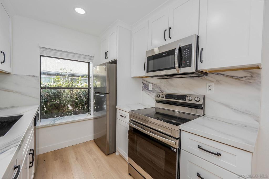 4219 44th Street 5