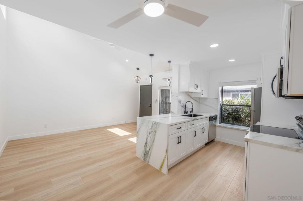 4219 44th Street 5