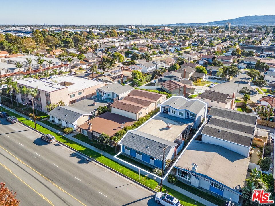 3564 Del Amo Boulevard