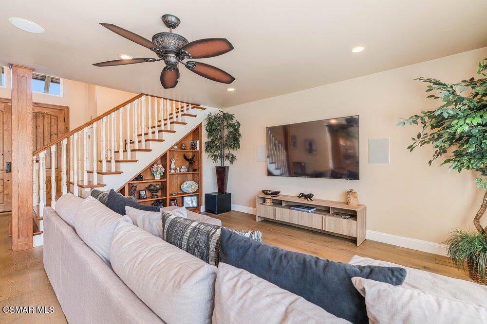 5301 Cedarhaven Drive, Agoura Hills CA 91301