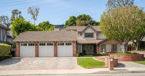 3911 E Rolling Green Ln, Orange, CA 92867 - MLS#: OC26086514