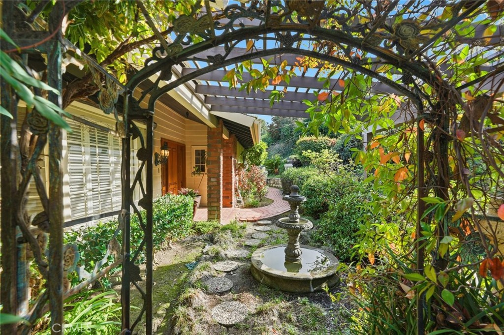 28612 Palos Verdes E