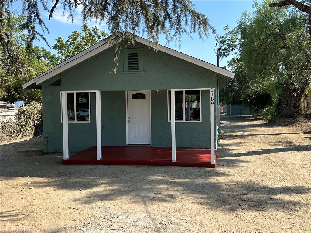 Cute Remodeled 3 BR 2 BA Home on 8,756 sqft Huge Lot. New Roof, laundry inside, Central air and heating, New waterproof, laminate flooring throughout. New tile and fixtures in bathrooms and kitchen. Kitchen has brand new custom kitchen cabinets, new quarts stone counters, new garbage disposal, new pull out faucet, New custom bathroom w/ bathtub, custom built shower w/ beautiful mosaic tile walls with elegant tile design, new vanities, new toilets. All new plumbing fixtures. New light fixtures, New recessed lighting. New paint inside and out. Huge lot with large storage shed in back, room to build ADU. No Garage, RV Access. Close to freeway Perfect FHA home must see