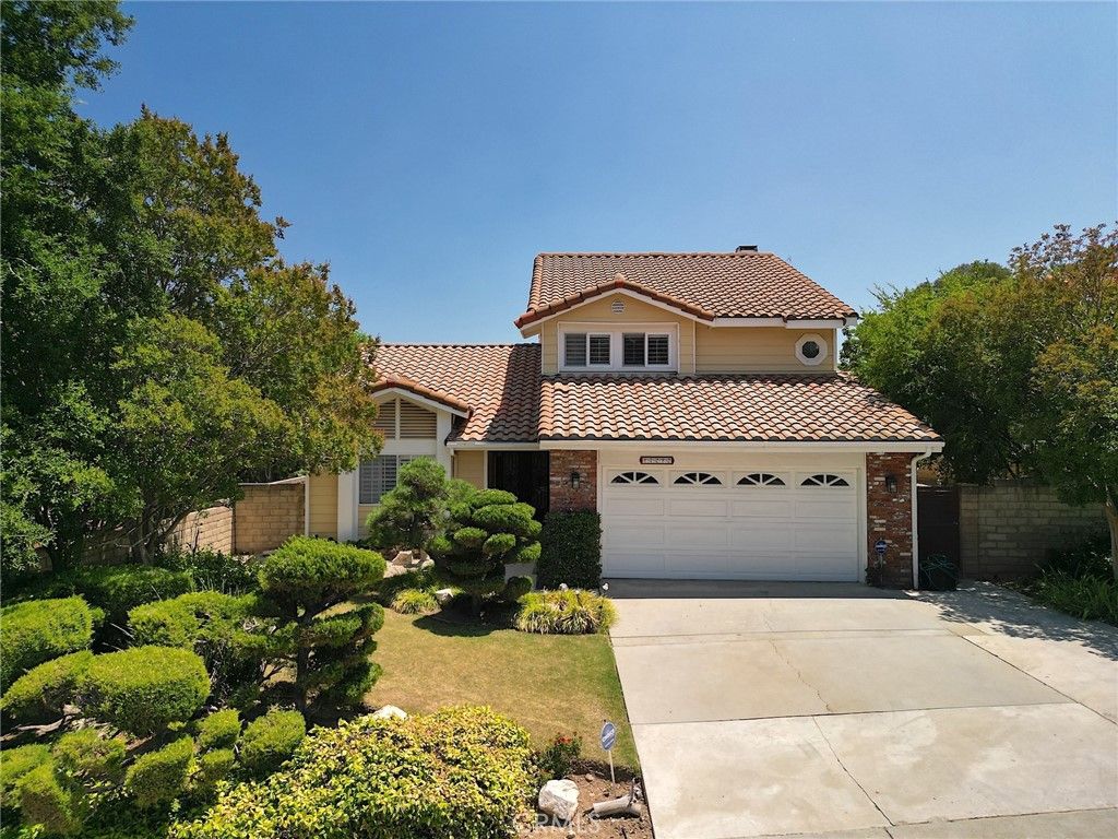Photo of 17252 Wentzel Way, Granada Hills, CA 91344 (MLS # SR25153458)