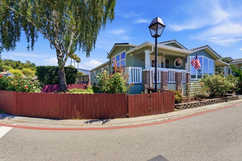 6130 Monterey Road 250