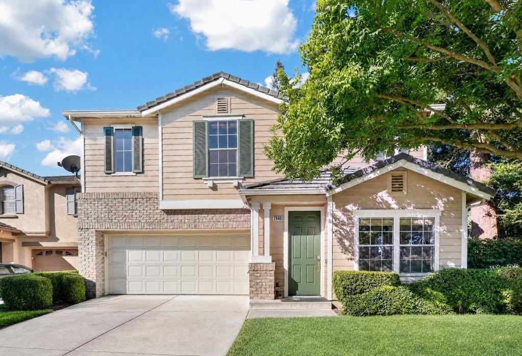 Photo of 2940 Rubino Circle, San Jose, CA 95125 (MLS # ML82059301)