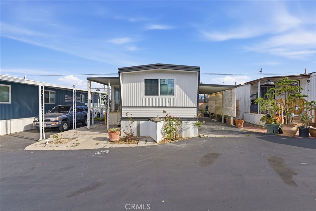 1660 Whittier Ave Spc 29 29