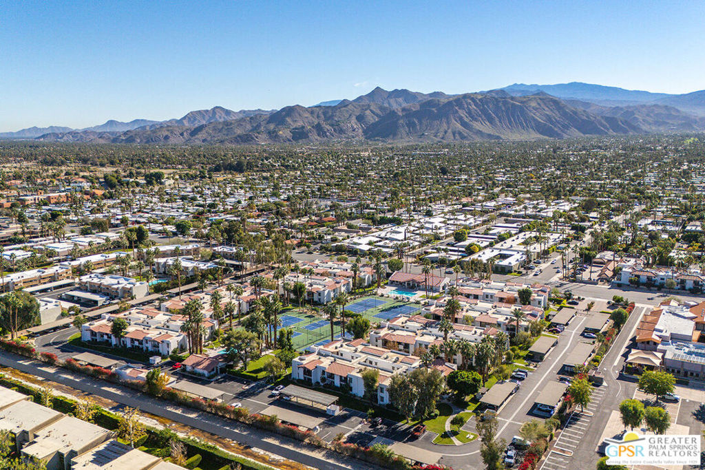 Ramon Estados - Residential