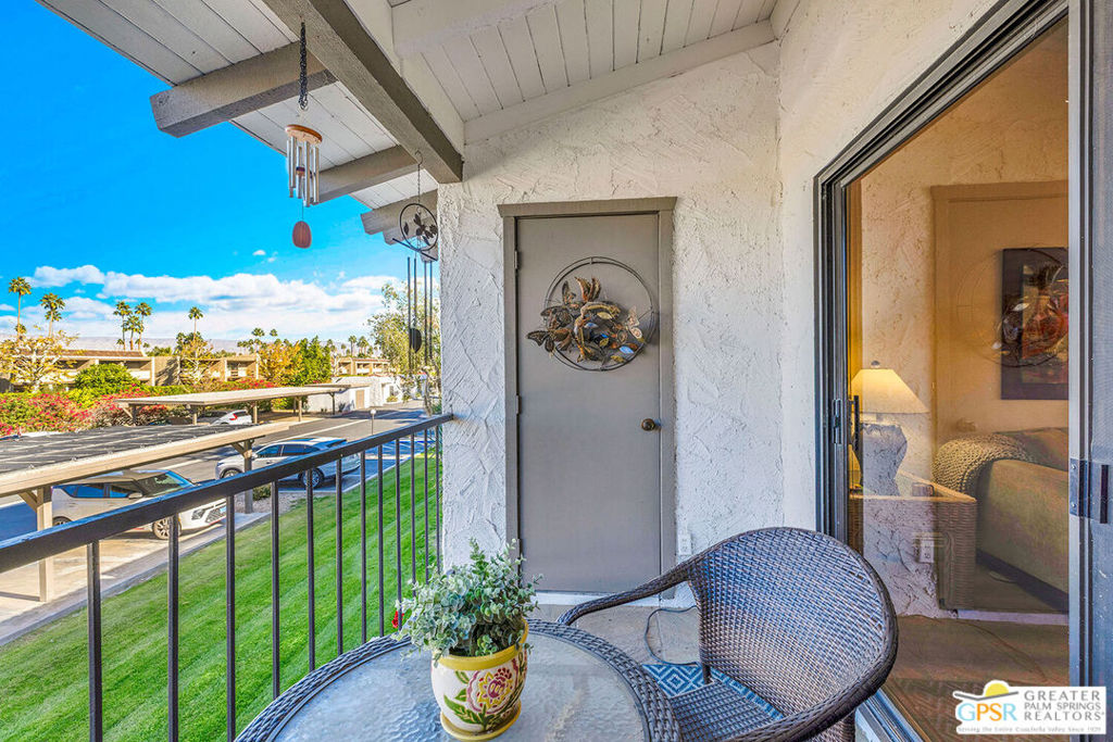 Ramon Estados - Residential