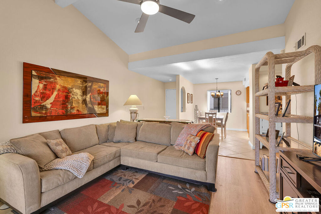 Ramon Estados - Residential