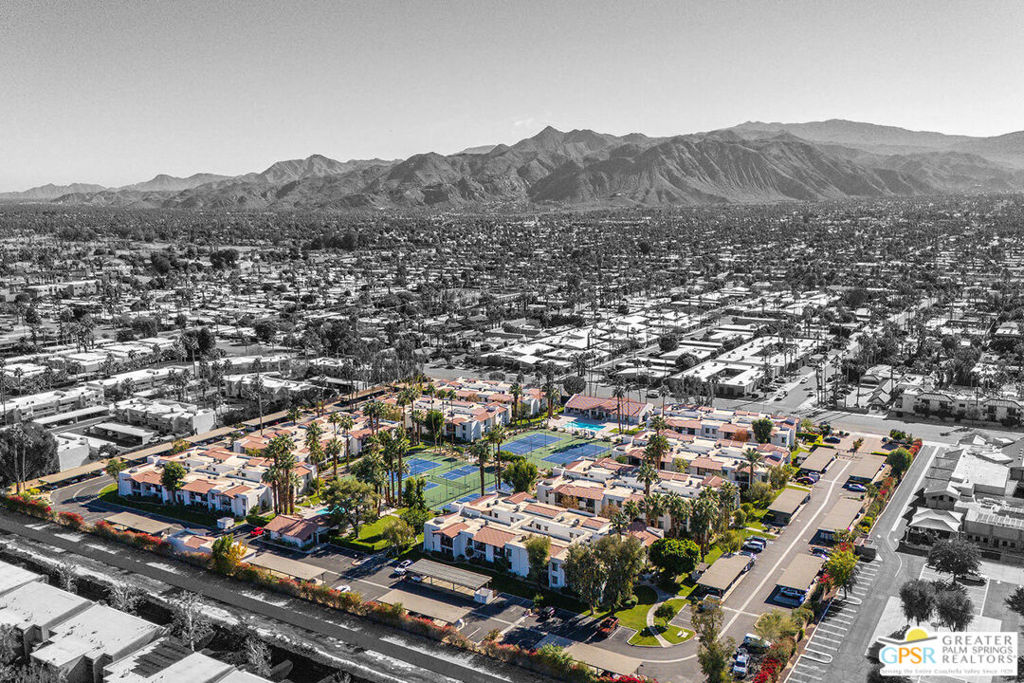 Ramon Estados - Residential