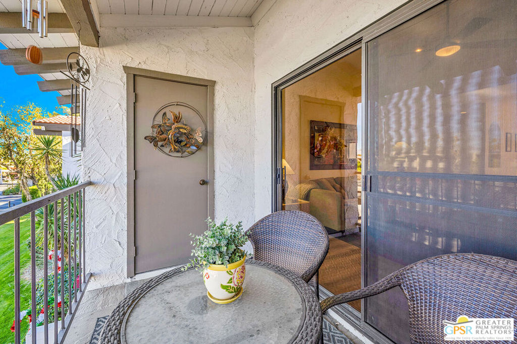 Ramon Estados - Residential