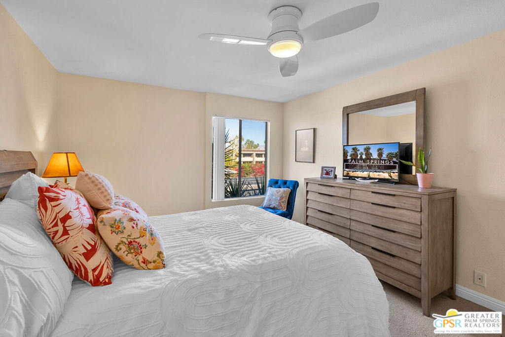 Ramon Estados - Residential