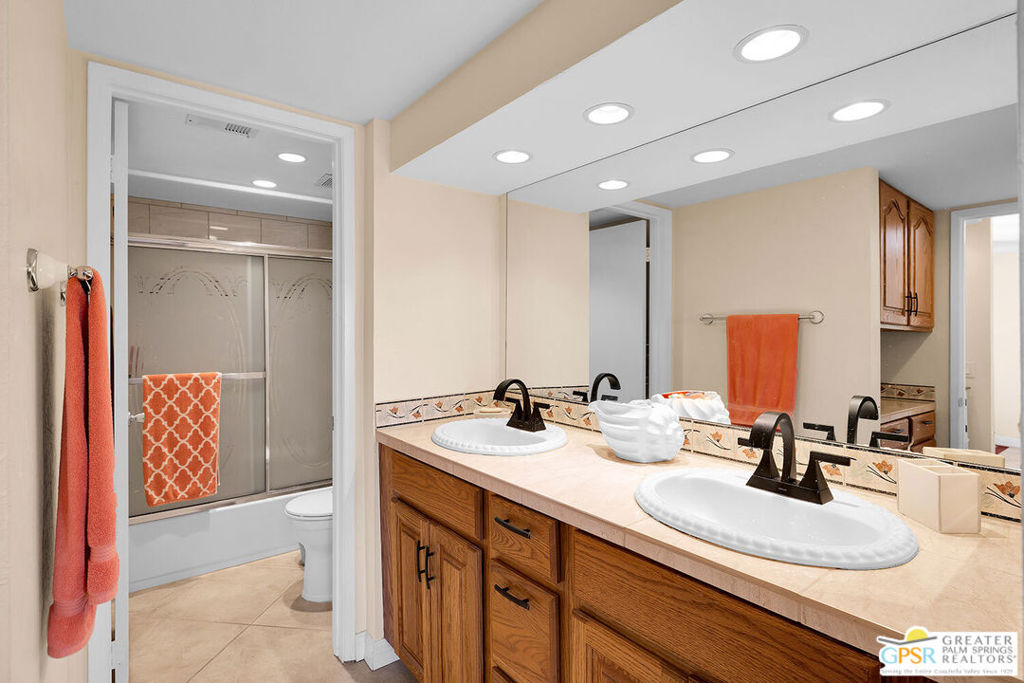 Ramon Estados - Residential