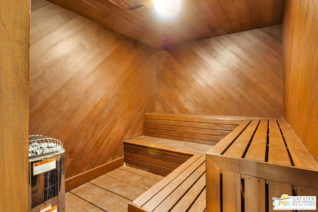 Ramon Estados - Residential