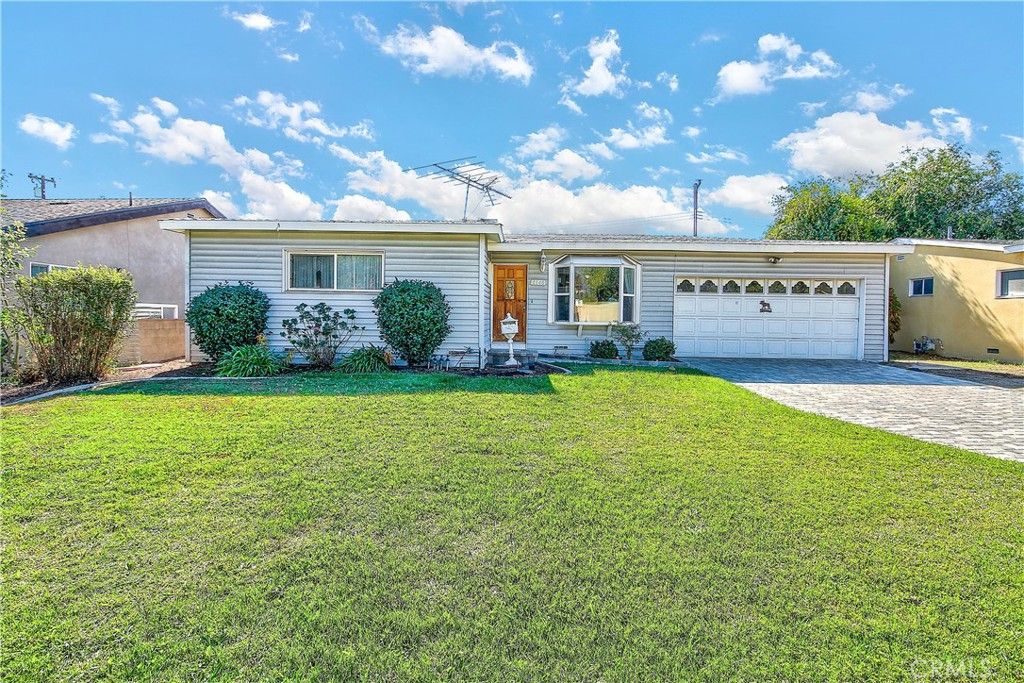 Photo of 1148 E Raymond St, Ontario, CA 91764 (MLS # IV25243780)