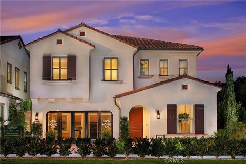 119 Oakstone Irvine CA 92618