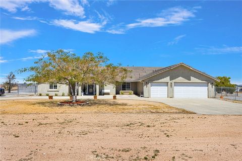 Photo of 8828 Vincent Court, Oak Hills, CA 92344 (MLS # CV26083966)