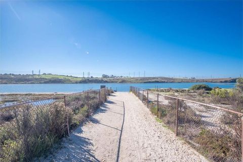 Photo of 4735 Bryce Circle Cir, Carlsbad, CA 92008 (MLS # NDP2511375)