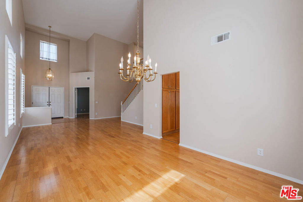 2320 Leggett Lane