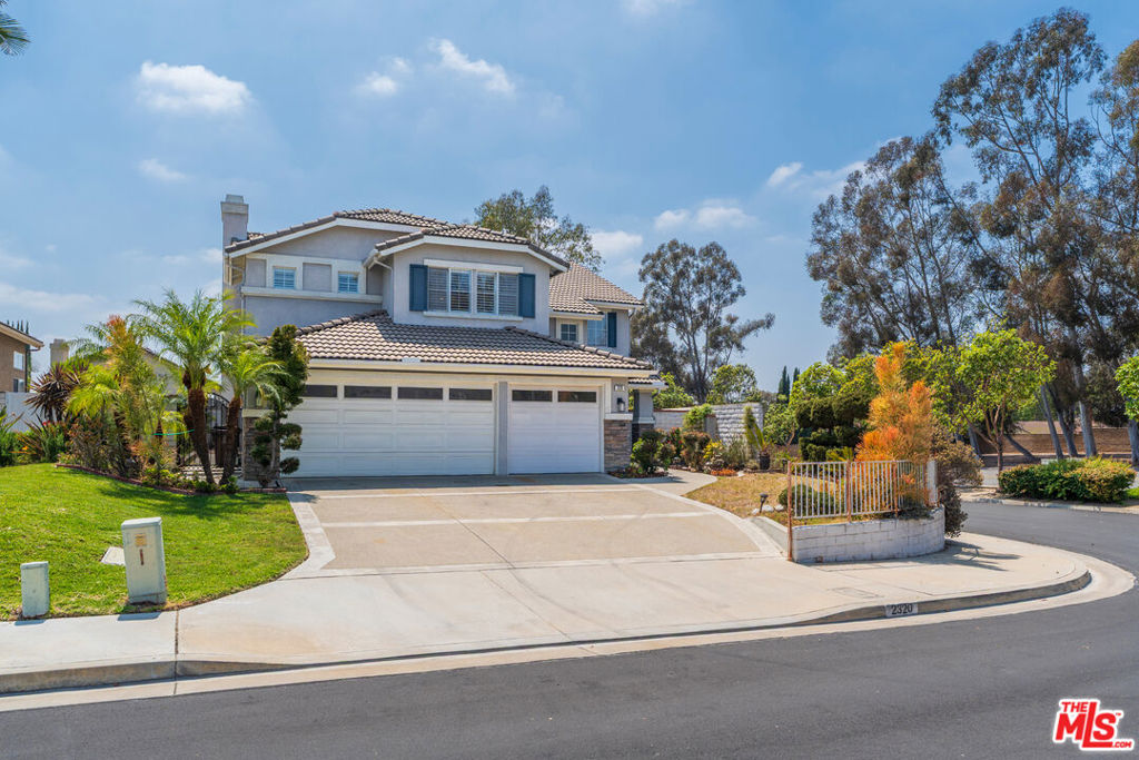 2320 Leggett Lane