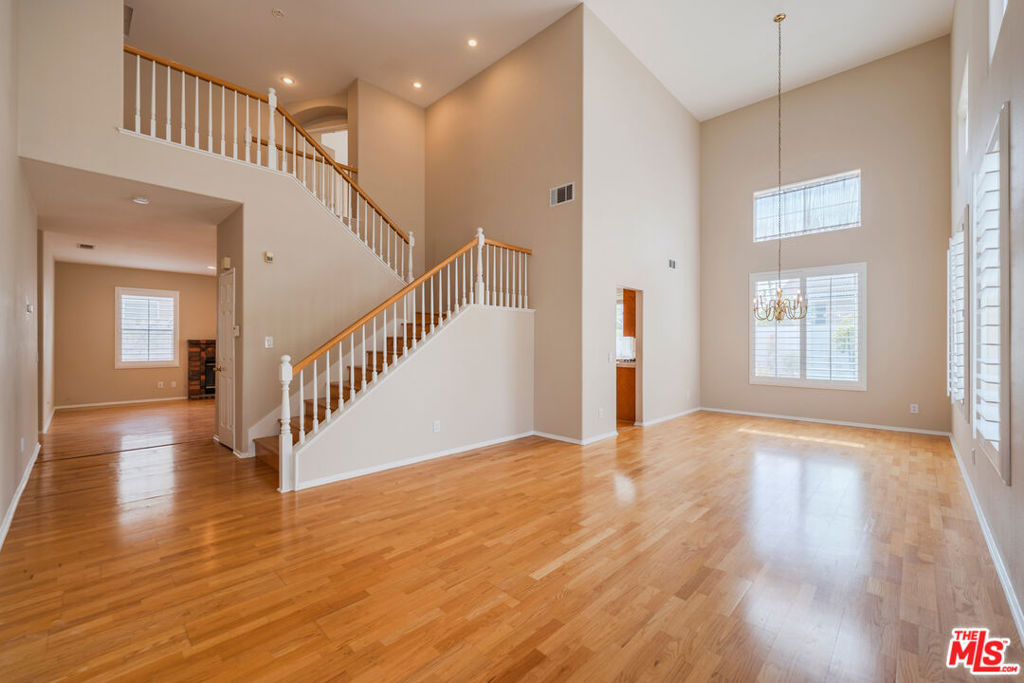 2320 Leggett Lane