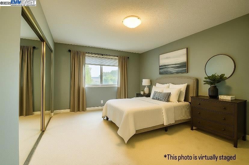 TWIN CREEK - Residential