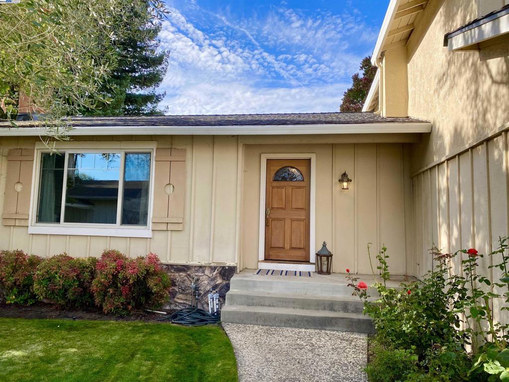 TWIN CREEK - Residential