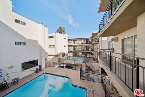 Photo of 7548 Hampton #205, West Hollywood, CA 90046 (MLS # 26650701)