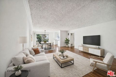 Photo of 7548 Hampton #205, West Hollywood, CA 90046 (MLS # 26650701)