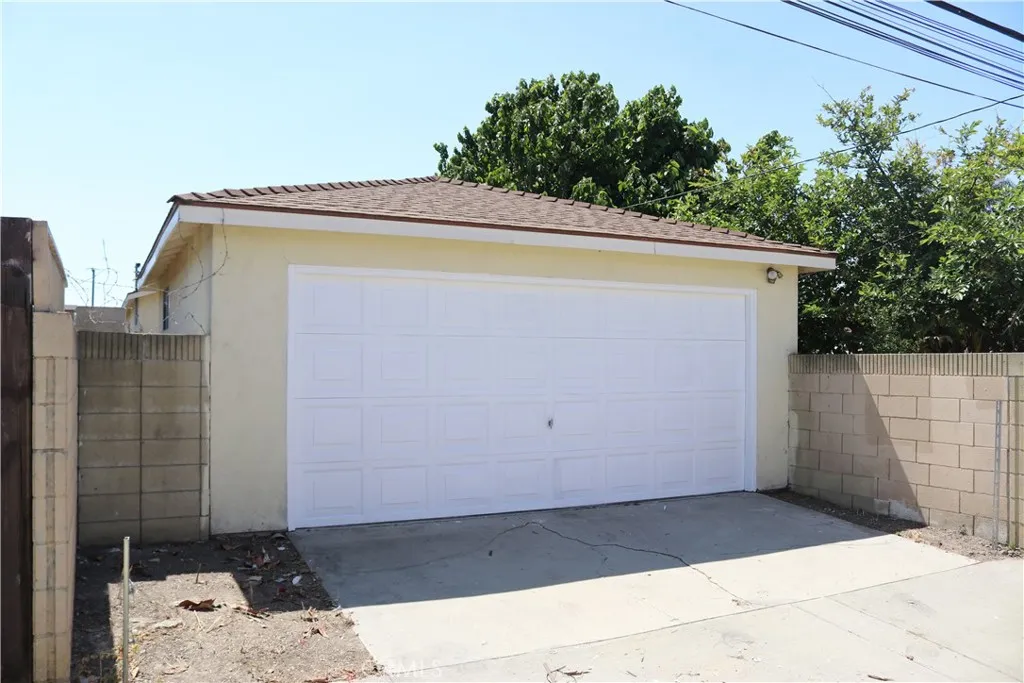 Artesia, California 90701, United States, 4 Bedrooms Bedrooms, ,2 BathroomsBathrooms,Residential,Active,160808