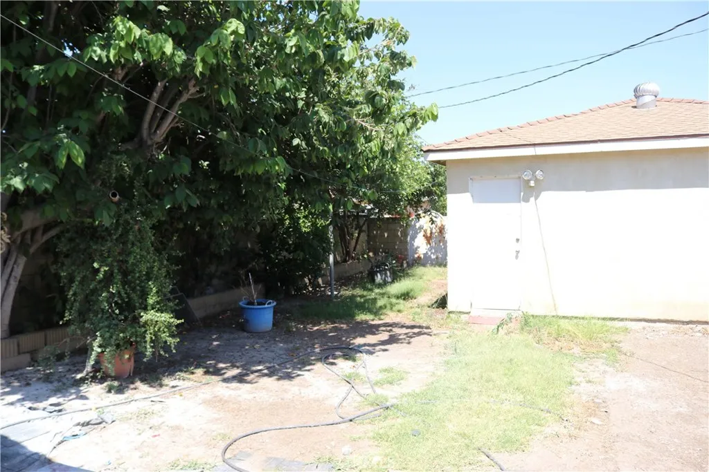 Artesia, California 90701, United States, 4 Bedrooms Bedrooms, ,2 BathroomsBathrooms,Residential,Active,160808