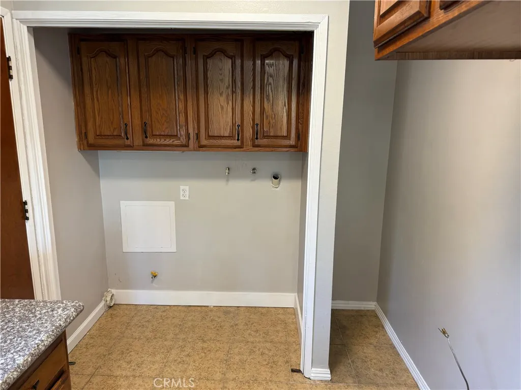 Artesia, California 90701, United States, 4 Bedrooms Bedrooms, ,2 BathroomsBathrooms,Residential,Active,160808