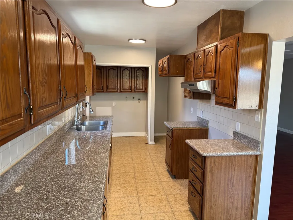 Artesia, California 90701, United States, 4 Bedrooms Bedrooms, ,2 BathroomsBathrooms,Residential,Active,160808