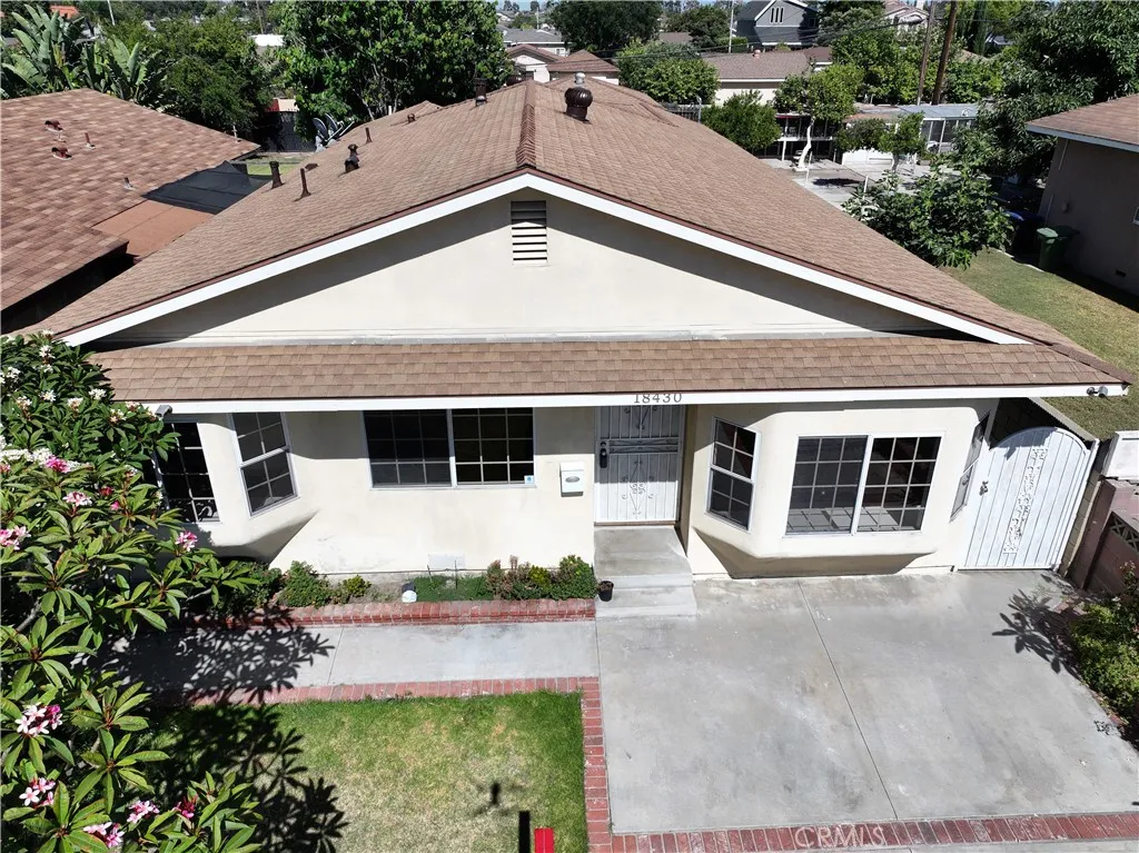 Artesia, California 90701, United States, 4 Bedrooms Bedrooms, ,2 BathroomsBathrooms,Residential,Active,160808