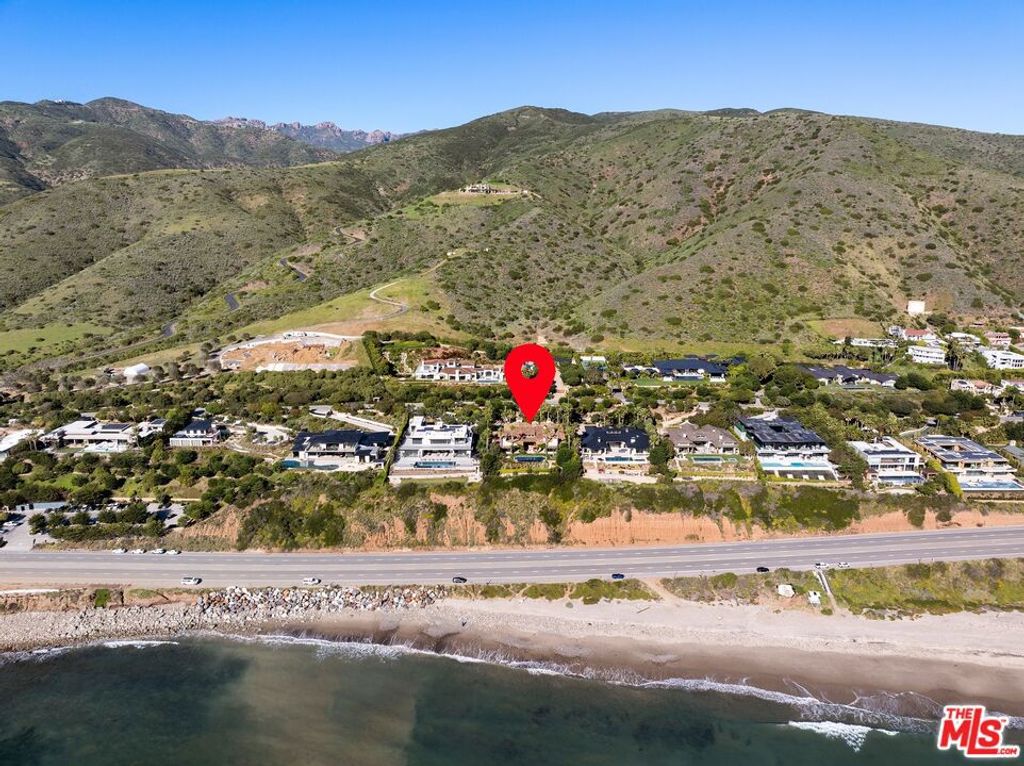Photo of 11768 Ellice Street, Malibu, CA 90265 (MLS # 26669833)