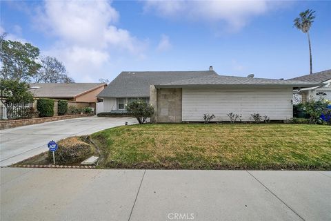 Photo of 23850 Via Jacara, Valencia, CA 91355 (MLS # CV26037411)