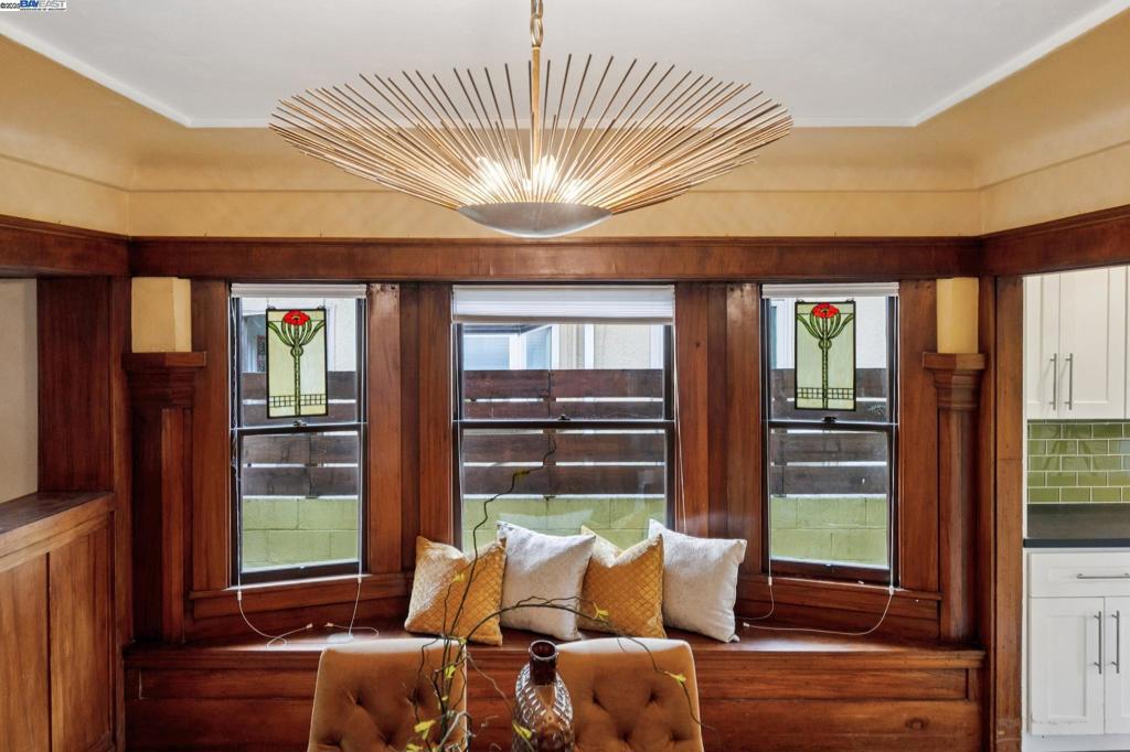 EAST END - Residential