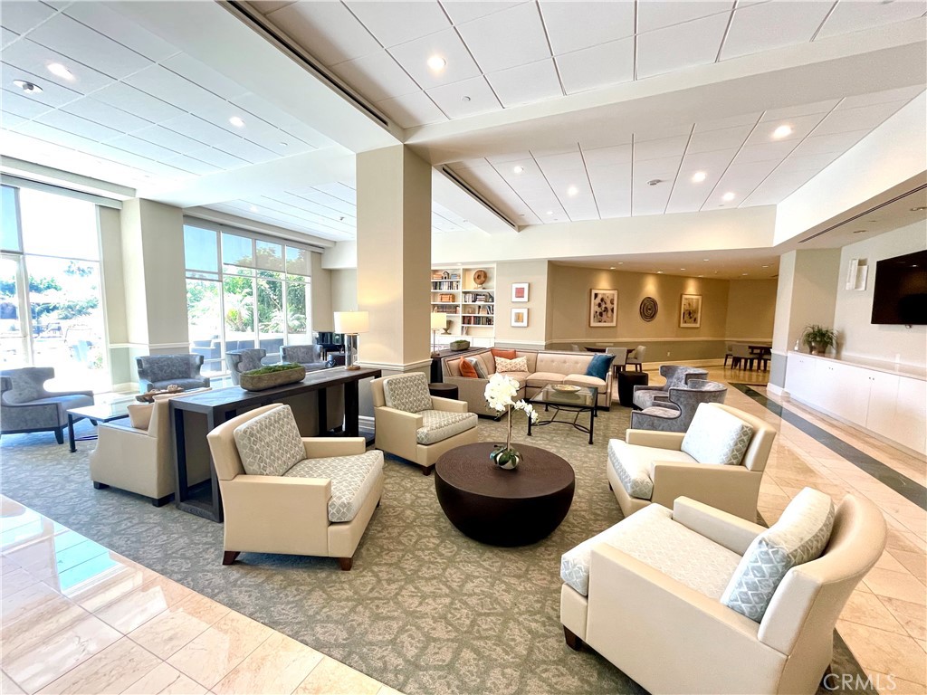 Alamitos Beach (AB) - Residential Lease