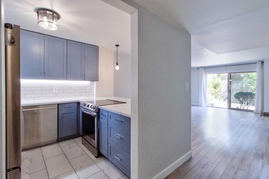 1008 Fontana Drive
