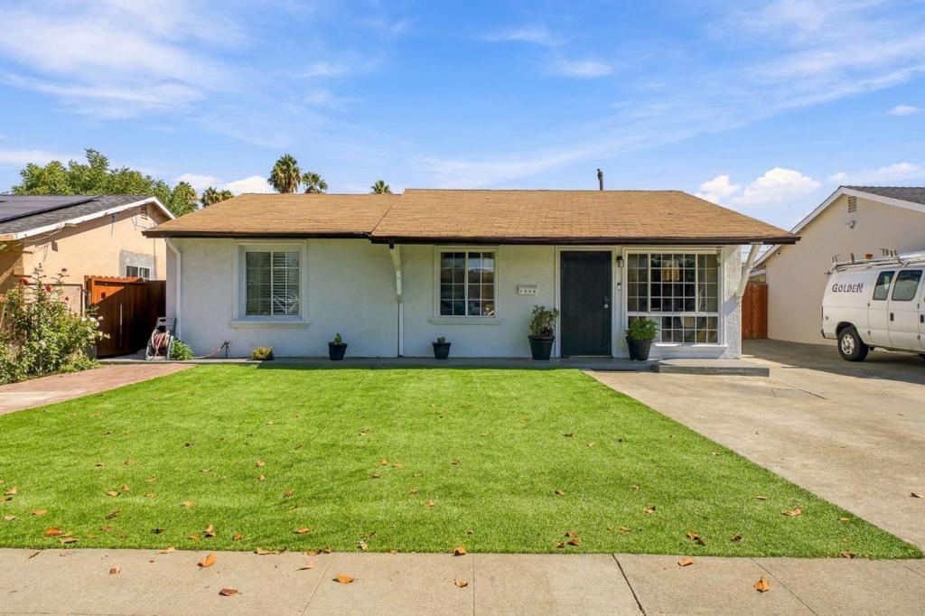 1210 Gainsville Avenue