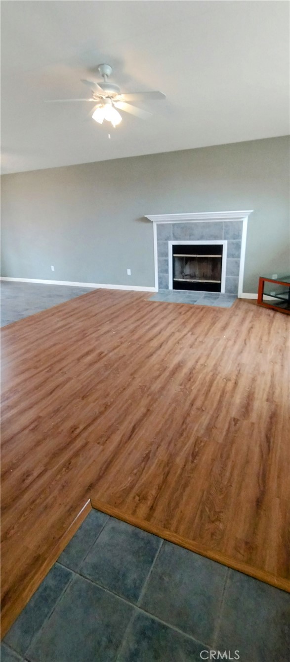 A great 3 bedroom 2 bath house in Indian Cove neighborhood with a open concept living room and kitchen. Inside you'll find a fireplace, vaulted ceiling with big picture windows, walk in closet, and all appliances included. This home has a 2 car garage, fenced backyard and covered patio.