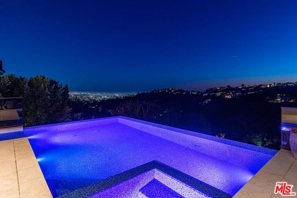 1475 Bel Air Road