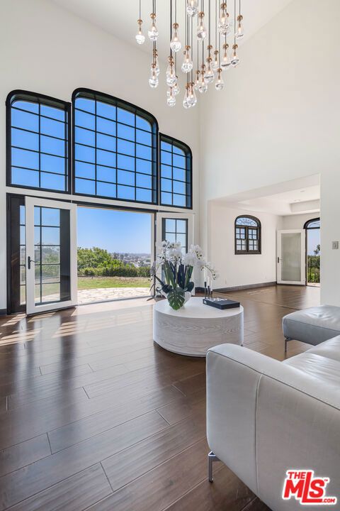 Photo of 1036 El Medio Avenue, Pacific Palisades, CA 90272 (MLS # 26836217)