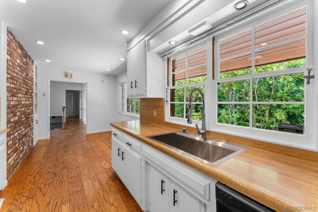 La Jolla - Residential Lease