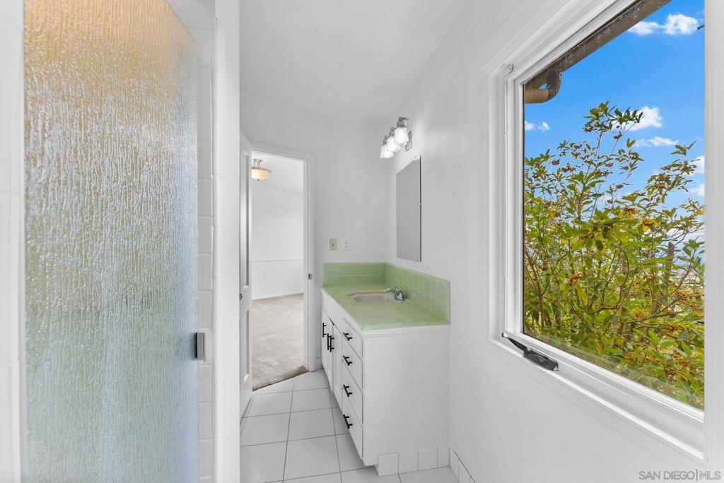 La Jolla - Residential Lease