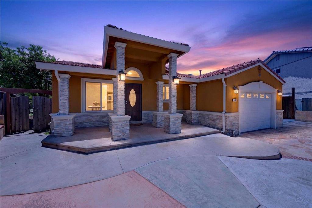 1519 Mount Everest Court